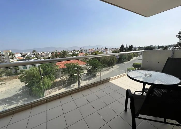 Queens Boutique 2br *