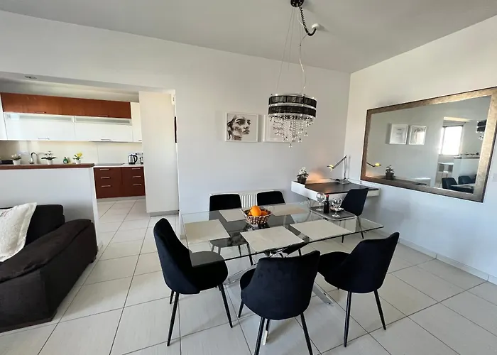 Queens Boutique 2br Apartmán Agios Dhometios